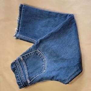 Old Navy Size 6 Bootcut Raw / Chewed Hem Medium Wash Blue Jean, Gently Used Cond